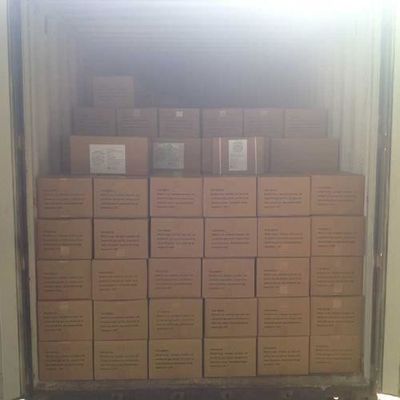 Voedingsmiddel natriumrythorbaat C6H7NaO6 in papierverpakkingsmateriaal